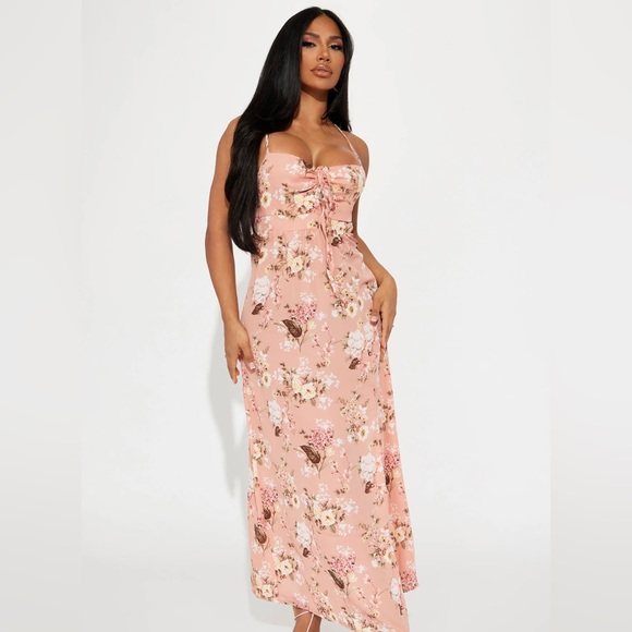 BRAND NEW/NEVER WORN Floral Print Dress - Picture 1 of 3